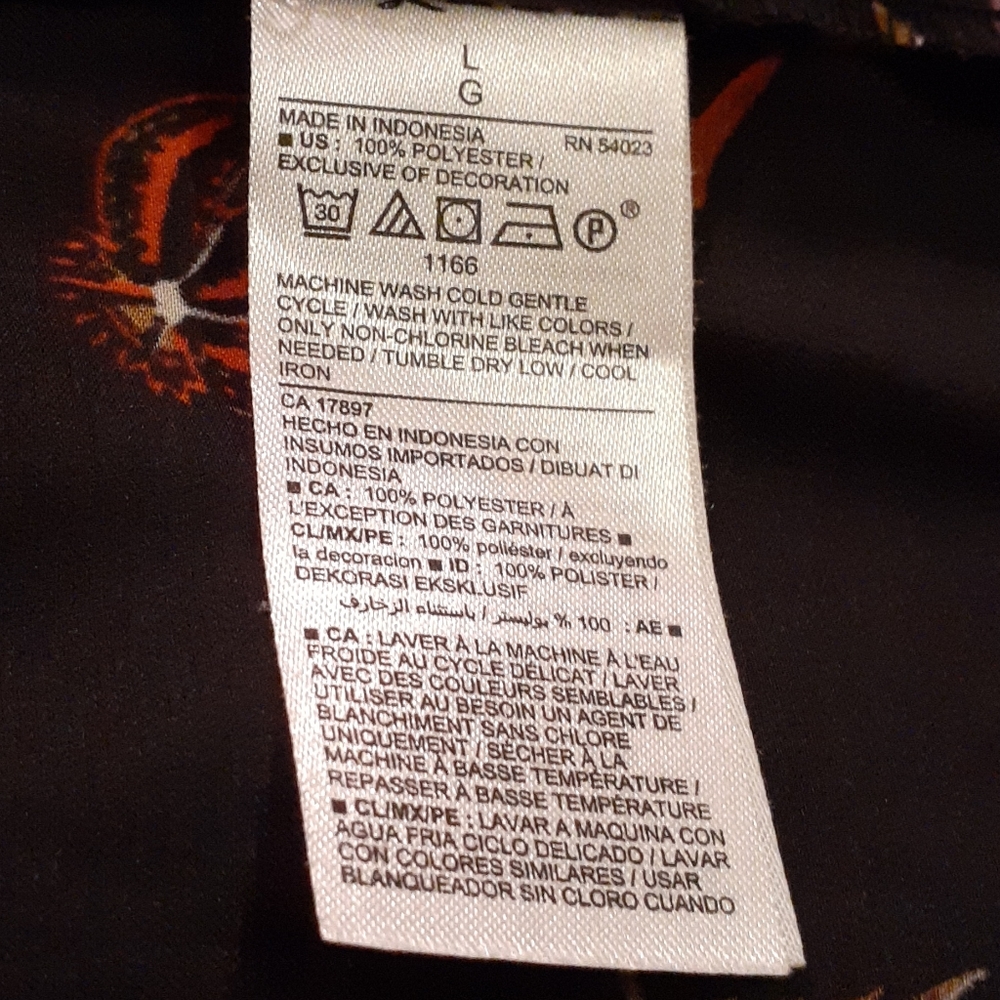 Old navy floral printed blouse size L - Picture 7 of 7